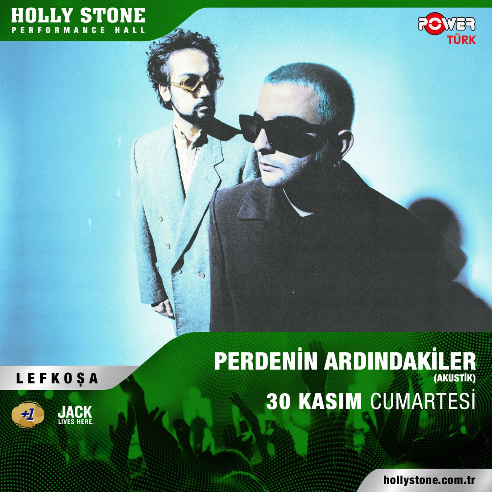 PERDENİN ARDINDAKİLER