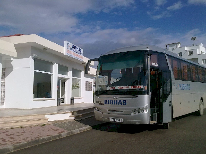 автобусы из аэропорта Эрджан