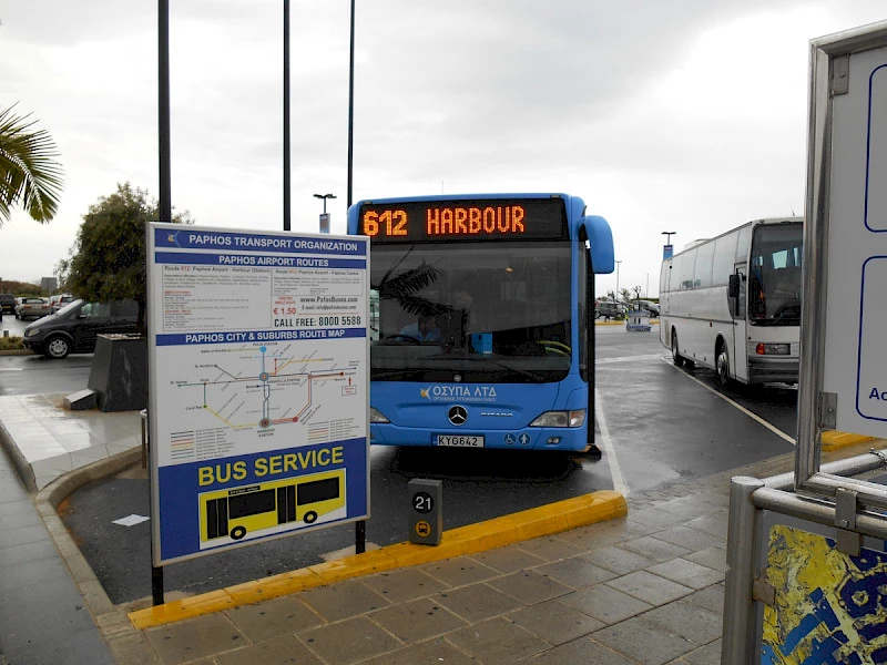 Городской автобус аэропорт Пафос