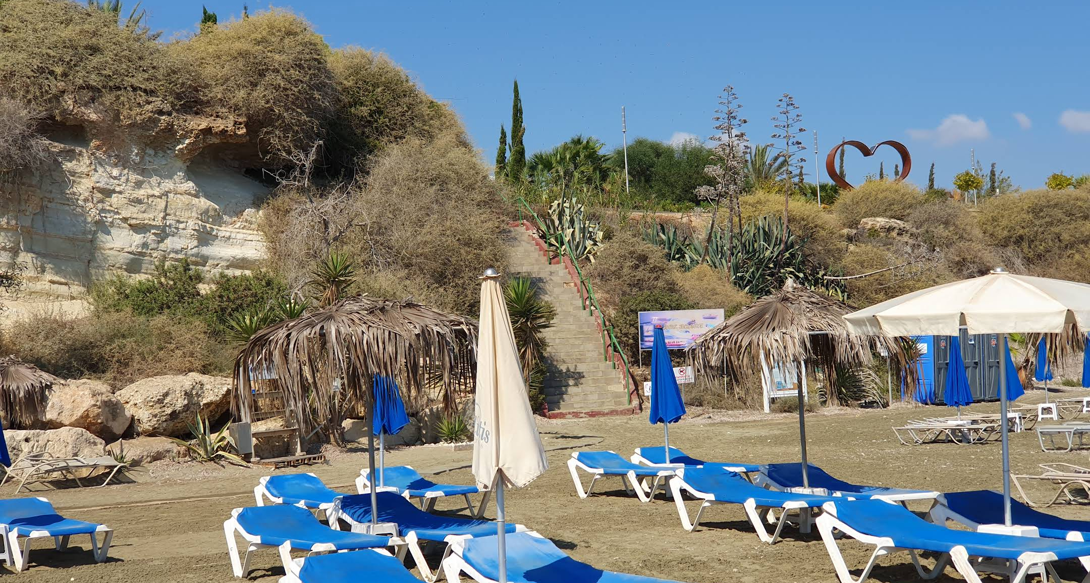 Faros beach