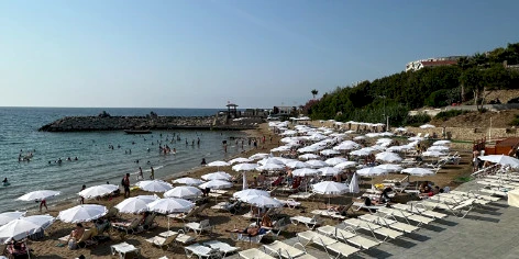Strand Kervansaray — ein gemütlicher Ort am Meer, an den man gerne zurückkehrt