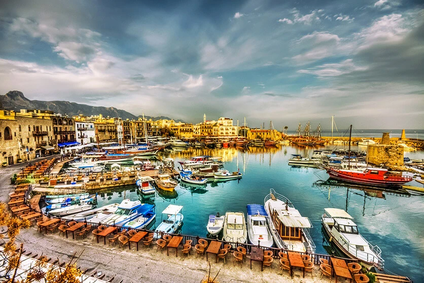 Girne Limanı gümrük memurları, klimaların arızalı olması nedeniyle pazartesi günü greve gidiyor