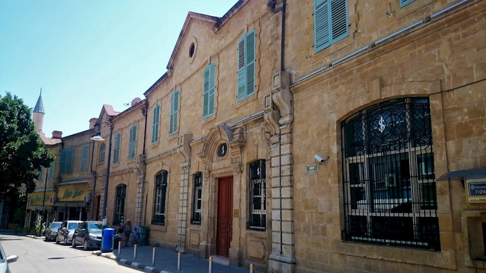 On Northern Cyprus, a stateless young woman has been detained: the court extended her remand in custody