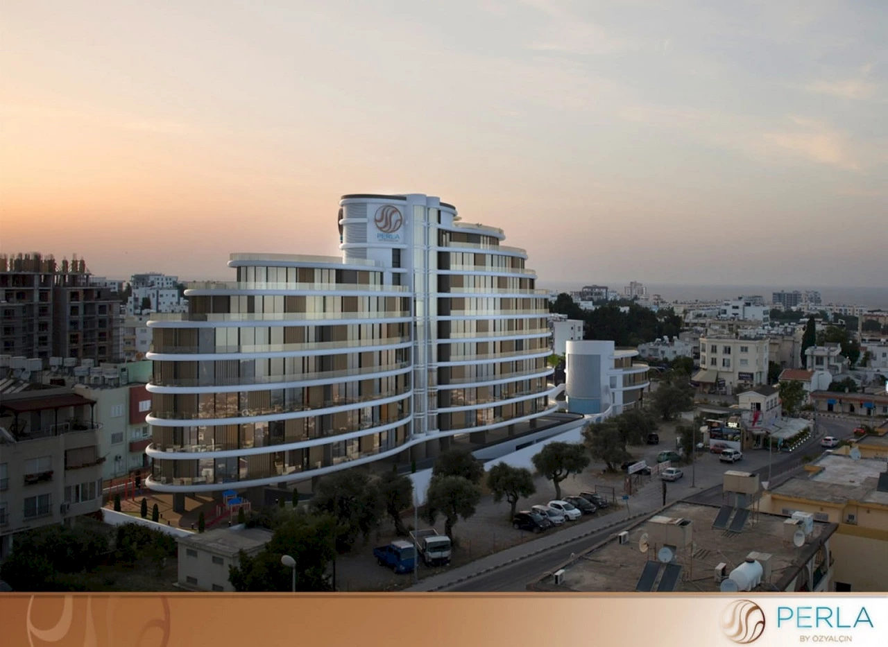 Luxury 1+1 flat for sale in the centre of Girne