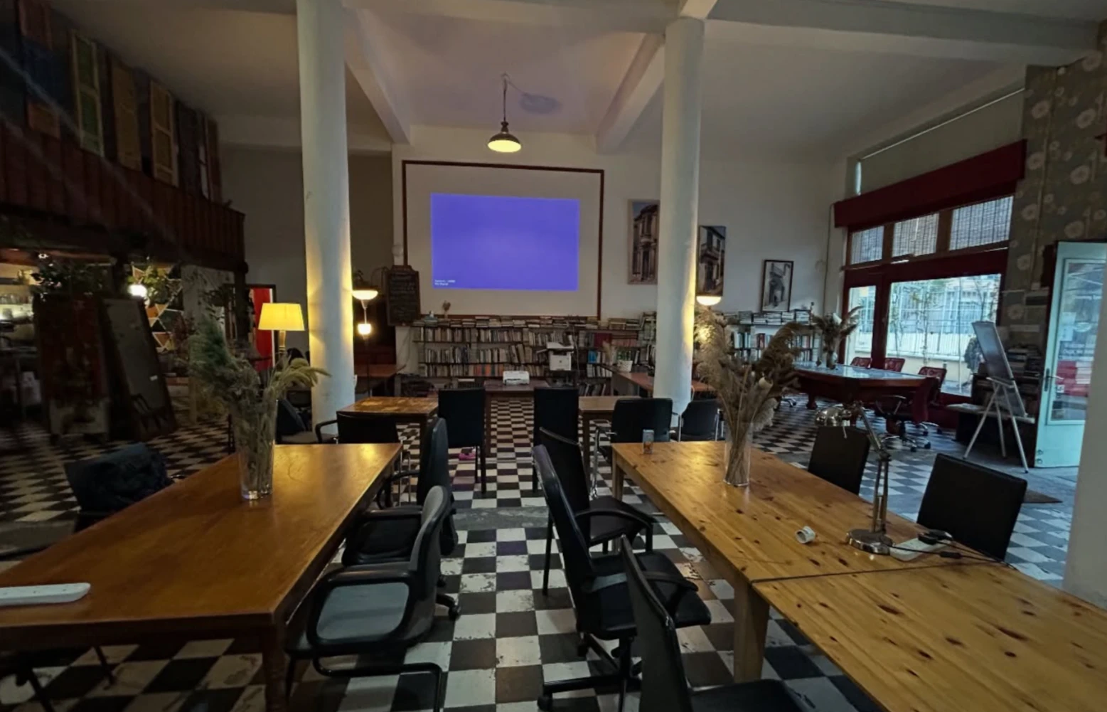 Gala un pop-up tirgus Second Life Wardrobe — XXL Edition