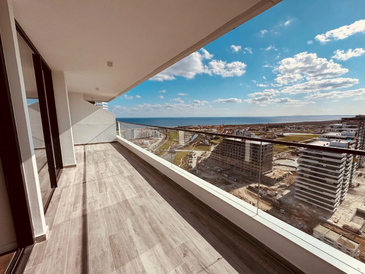 2+1 Daire — 20. Kat, Grand Sapphire Resort | İskele