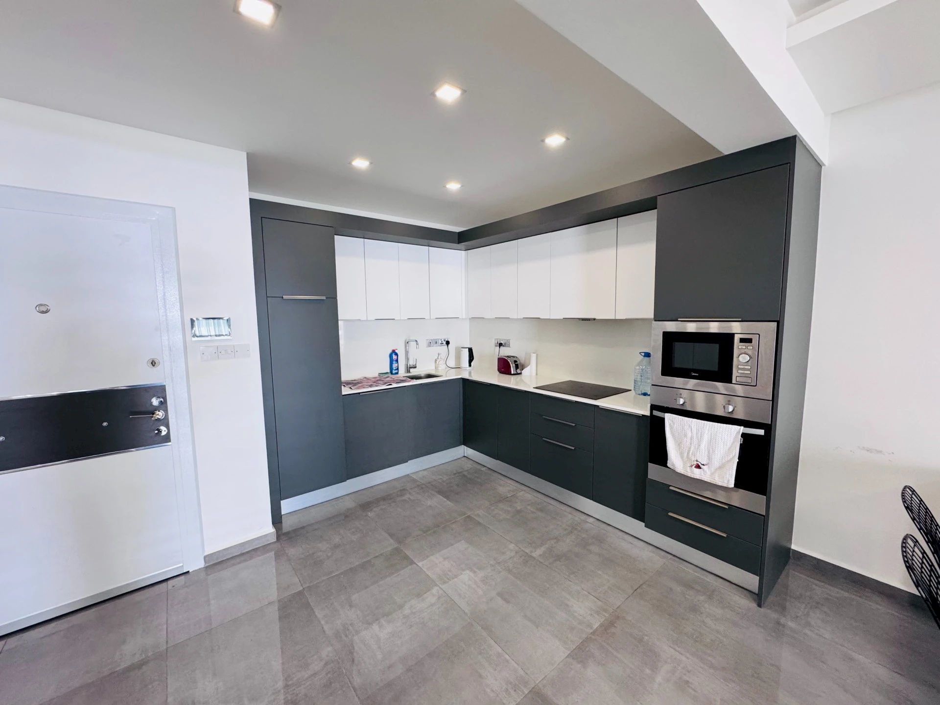 Квартира 1+1 | Courtyard (Uzun View), Long Beach